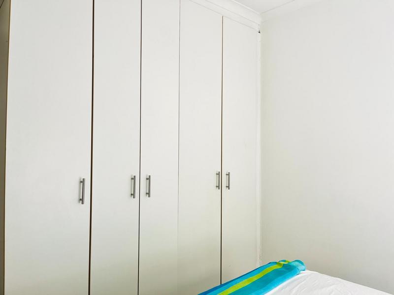 2 Bedroom Property for Sale in Thornton Western Cape